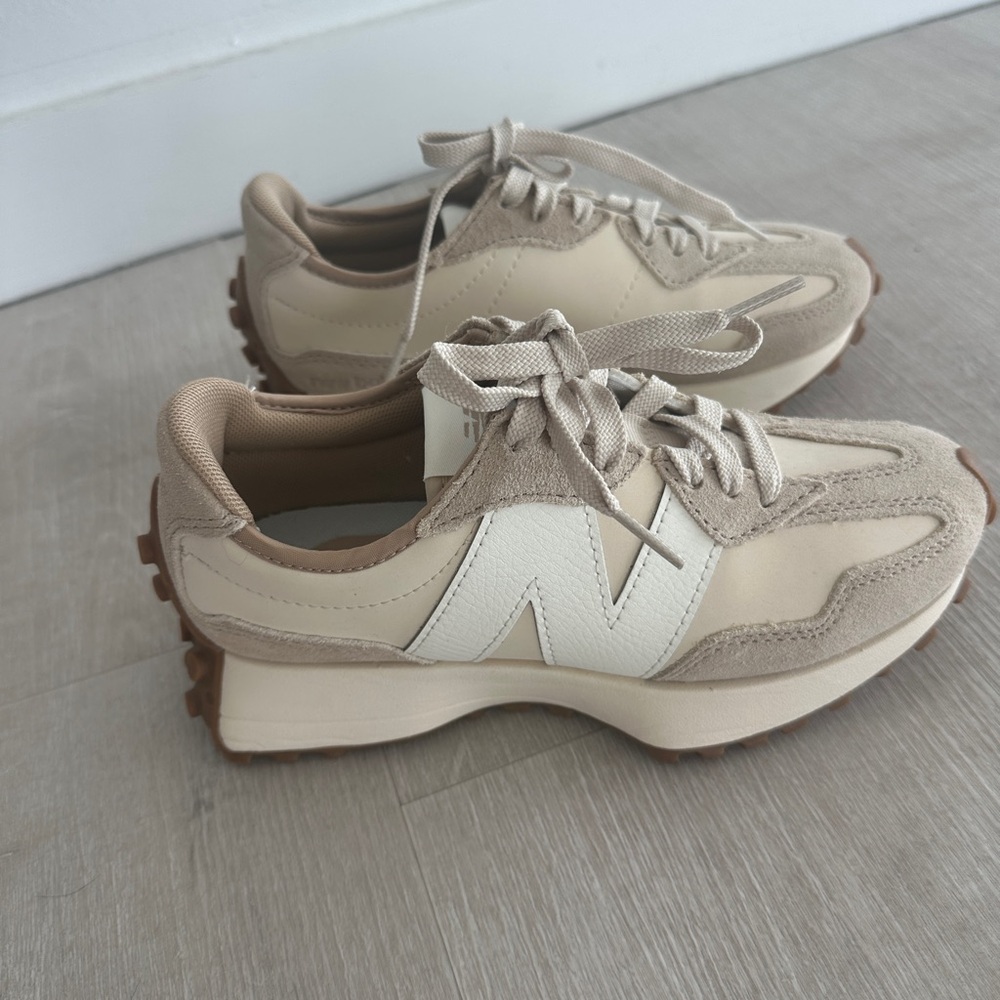 NEW new balance sneakers